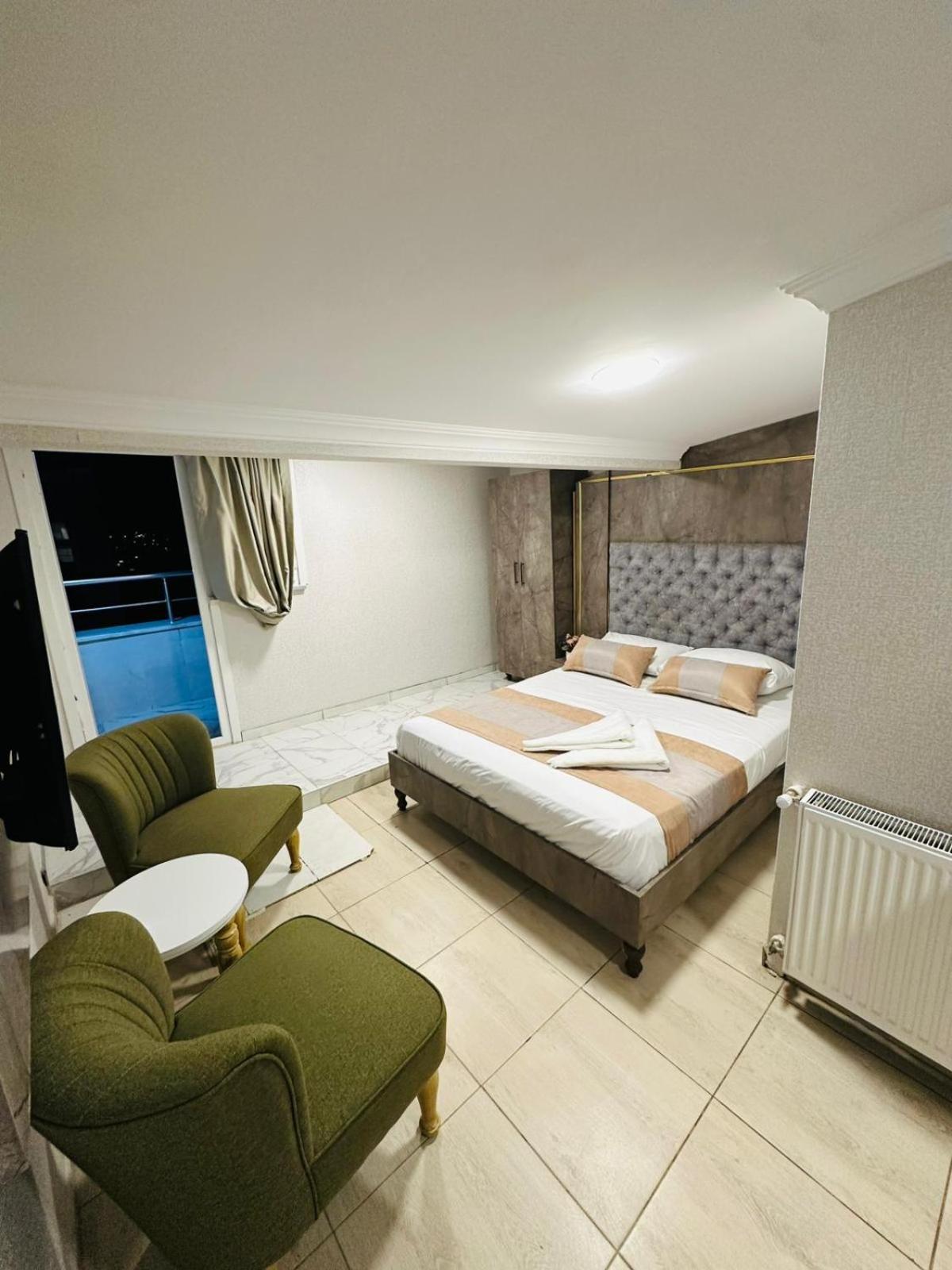 Aparthotel Taksim Brand